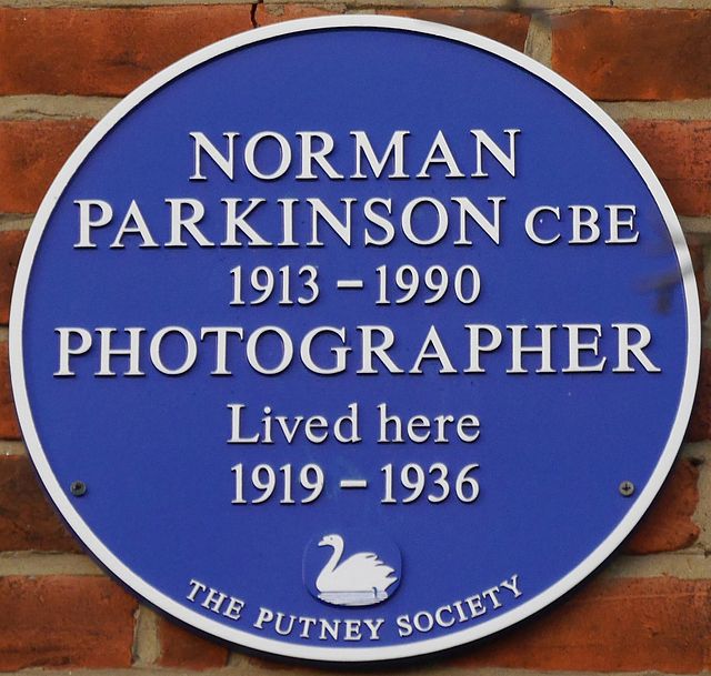 Norman Parkinson blue plaque - Norman Parkinson CBE 1913-1990 photographer lived here 1919-1936