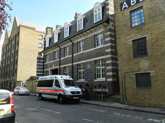 Blue plaque № 11393 - Marine Police  Primus Omnium  Founded 1798  For over 200 years Police have patrolled the River Thames from this site