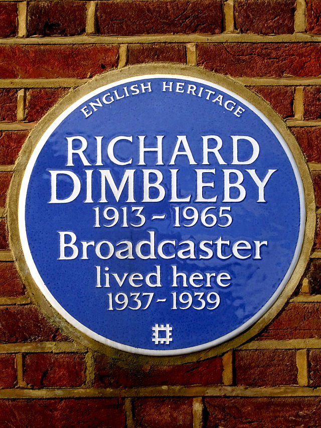 Richard Dimbleby blue plaque - Richard Dimbleby 1913-1965 Broadcaster lived here 1937-1939