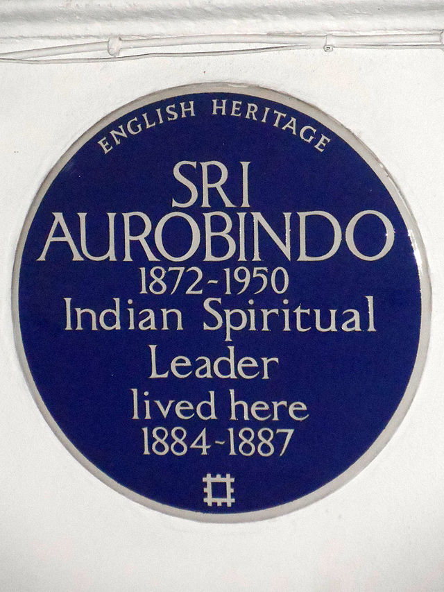 Sri Aurobindo blue plaque - Sri Aurobindo 1872-1950 Indian spiritual leader lived here 1884-1887