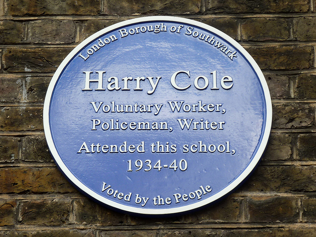 Harry Cole blue plaque - Harry Cole voluntary worker, policeman, writer attended this school 1934-40