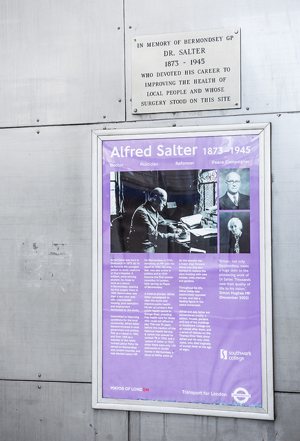 Alfred Salter brushed metal plaque - In memory of Bermondsey GP Dr. Salter 1873 - 1945 who devoted his career to improving the health of local people and whose surgery stood on this site