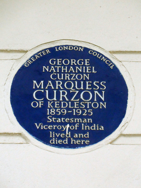 George Curzon blue plaque - George Nathaniel Curzon, Marquess Curzon of Kedleston 1859-1925 Statesman Viceroy of India lived and died here