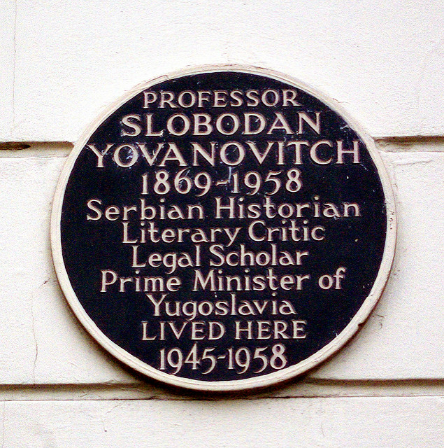 Slobodan Yovanovitch brown plaque - Professor  Slobodan Yovanovitch  1869-1958  Serbian Historian  Literary Critic  Legal Scholar  Prime Minister of  Yugoslavia  lived here  1945-1958