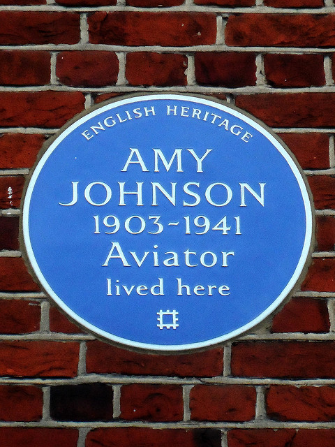 Amy Johnson blue plaque - Amy Johnson 1903-1941 aviator lived here