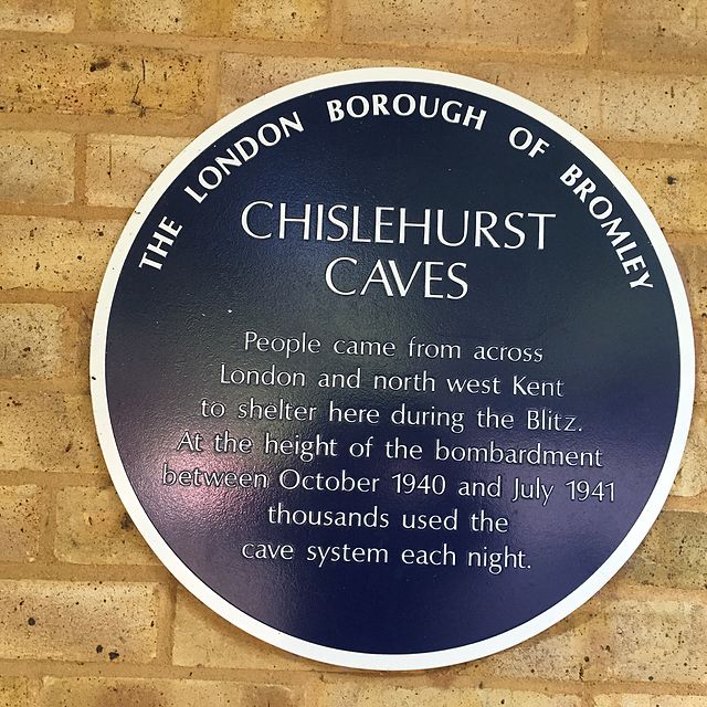 Blue plaque № 10022 - Chislehurst Caves. People came from across London and north west Kent to shelter here during the Blitz. At the height of the bombardment between October 1940 and July 1941 thousands used the cave system each night.