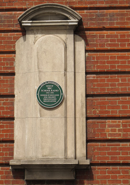Green plaque № 6408 - Home of BBC School Radio 1952 - 1993. Pioneer of education for children through radio broadcasting.