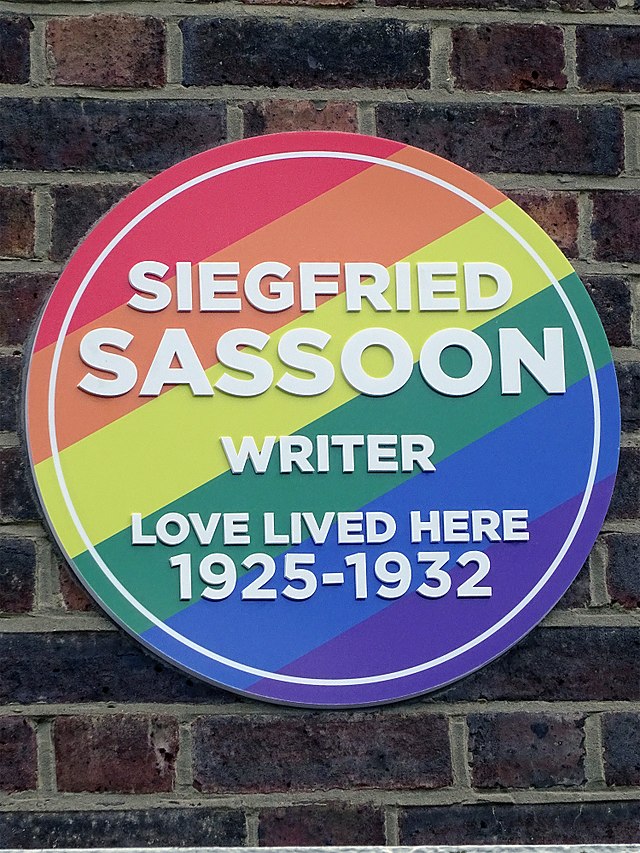 Siegfried Sassoon multicoloured plaque - Siegfried Sassoon Writer Love Lived Here 1925-1932