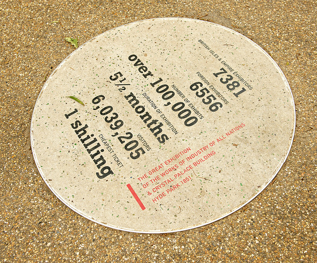 Great Exhibition and Crystal Palace multicoloured plaque - British Isles & Empire exhibitors 7381    Foreign exhibitors 6556    Number of exhibits over 100,000    Duration of the exhibition 5 ½ months    Visitors 6,039,205    Cheapest ticket 1 shilling
