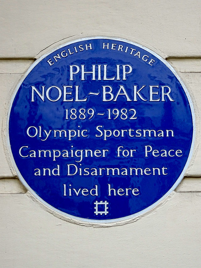 Philip Noel-Baker blue plaque - Philip Noel-Baker 1889-1982 Olympic sportsman, campaigner for peace and disarmament lived here