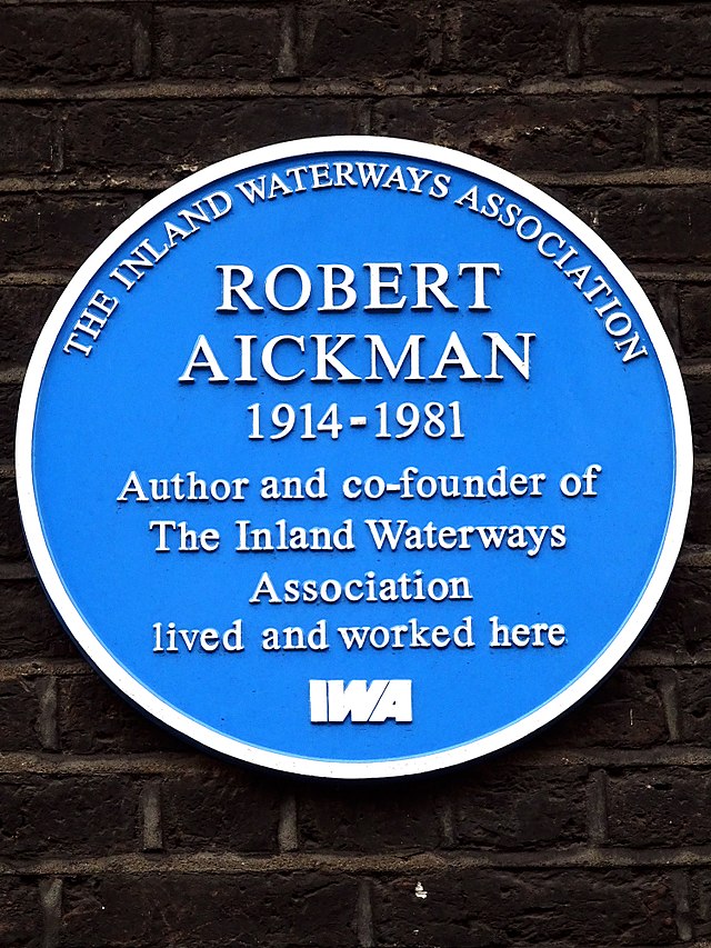 Robert Aickman blue plaque - Robert Aickman 1914-1981 author and co-founder of The Inland Waterways Association lived and worked here