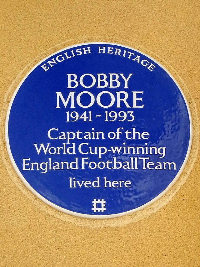 Bobby Moore blue plaque - Bobby Moore 1941-1993 Captain of the World Cup-winning England Football Team lived here