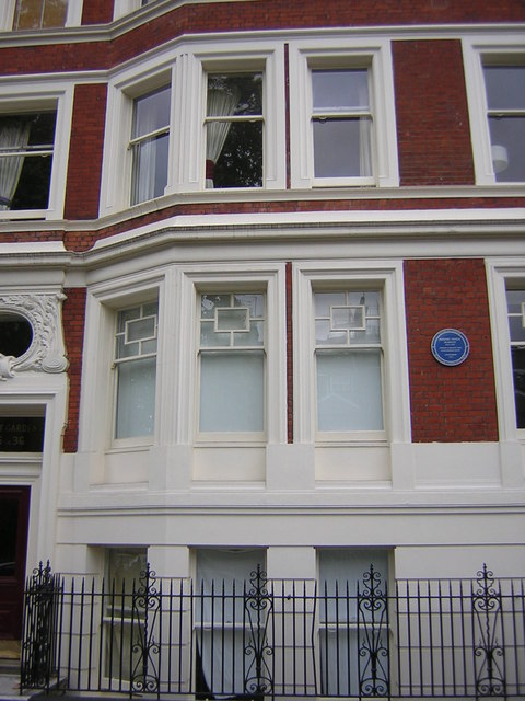 Bob Marley blue plaque - Robert Nesta Marley 1945-81 singer, lyricist and Rastafarian icon lived here 1972