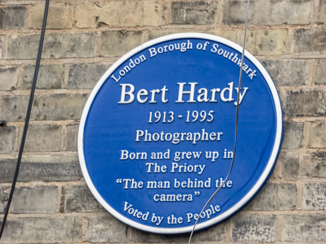 Bert Hardy blue plaque - Bert Hardy   1913 to 1995   photographer   born and grew up in The Priory   