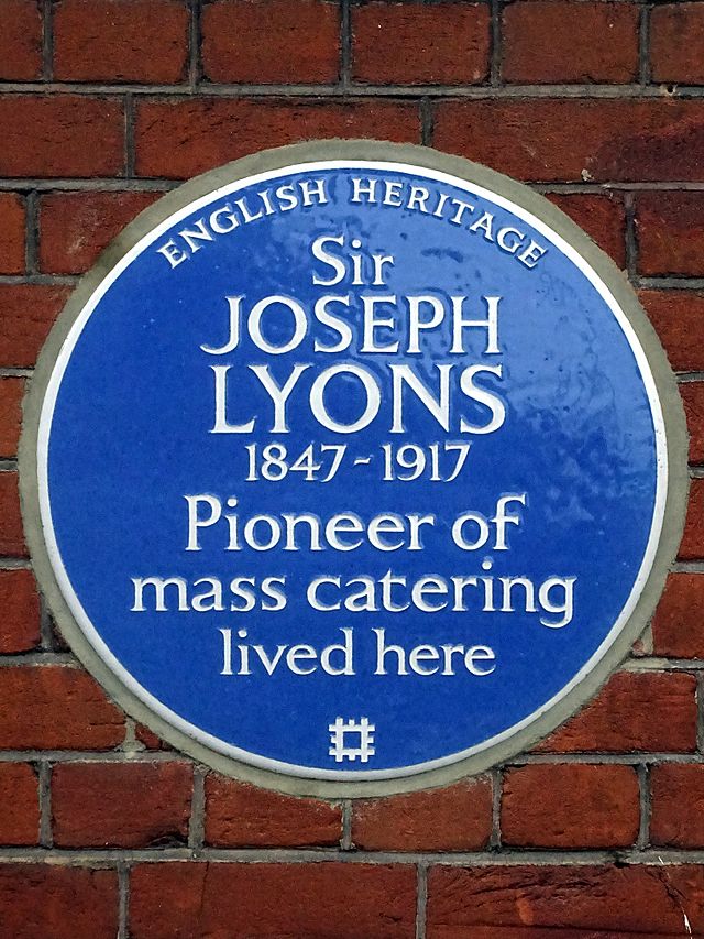 Joseph Lyons blue plaque - Sir Joseph Lyons 1847-1917 Pioneer of mass catering lived here