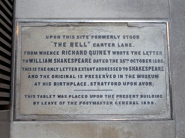 Richard Quiney and The Bell, Carter Lane London marble plaque - Upon this site formerly stood 
