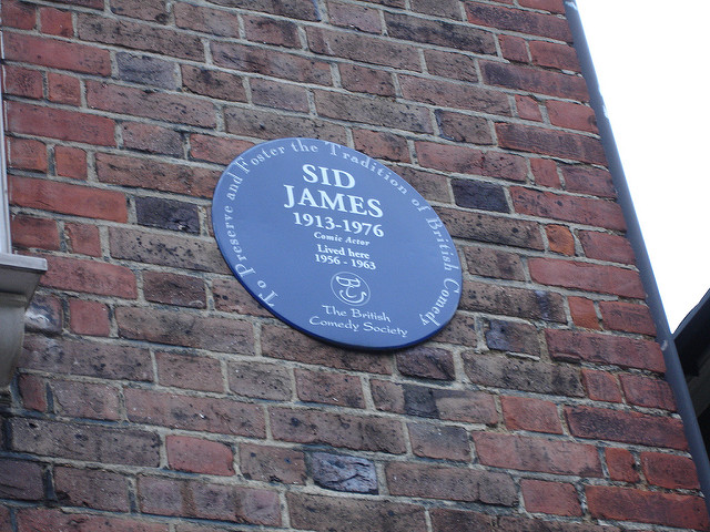 Sid James blue plaque - Sid James  1913-1976  Comic Actor  Lived here  1956 - 1963  