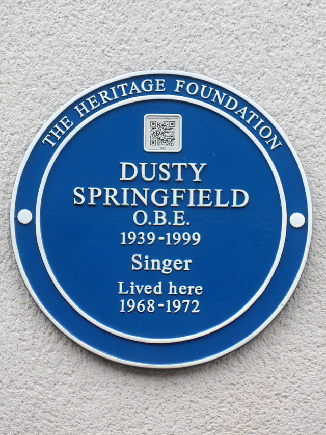 Dusty Springfield blue plaque - Dusty Springfield OBE 1939-1999 singer lived here 1968-1972