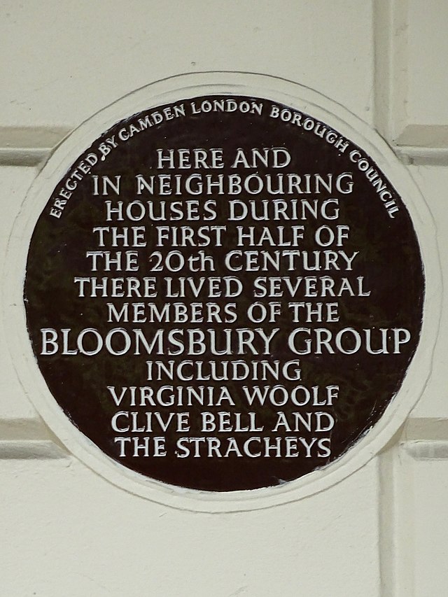 Virginia Woolf, Clive Bell, Lytton Strachey, Alix Strachey, and 1 other - Here and  in neighbouring  houses during  the first half of  the 20th Century  there lived several  members of the  Bloomsbury Group  including  Virginia Woolf  Clive Bell and  the Stracheys