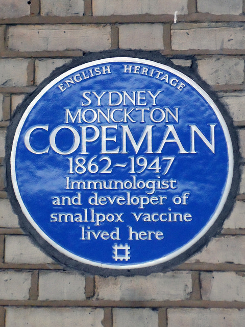 Sydney Copeman blue plaque - Sydney Monckton Copeman 1862-1947 immunologist and developer of smallpox vaccine lived here
