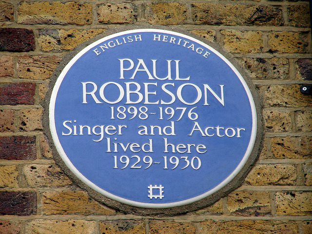 Paul Robeson blue plaque - Paul Robeson 1898-1976 singer and actor lived here 1929-1930