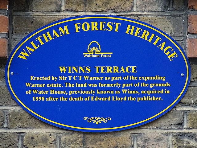 Blue plaque № 43888 - Winns Terrace Erected by Sir T C T Warner as part of the expanding Warner estate. The land was formerly part of the grounds of Water House, previously known as Winns, acquired in 1898 after the death of Edward Lloyd the publisher.