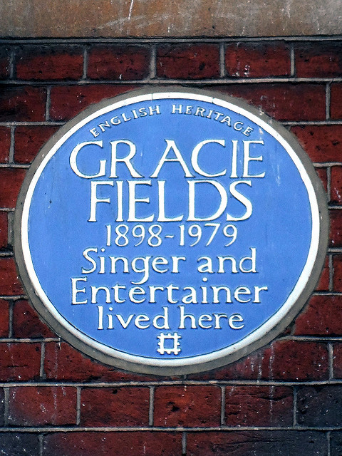 Gracie Fields blue plaque - Gracie Fields 1898-1979 singer and entertainer lived here