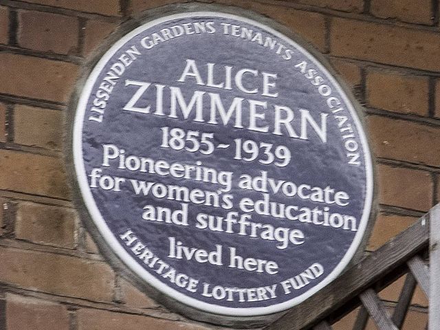 Brown plaque № 31032 - Alice Zimmern 1855-1939 pioneering advocate for women's education and suffrage lived here