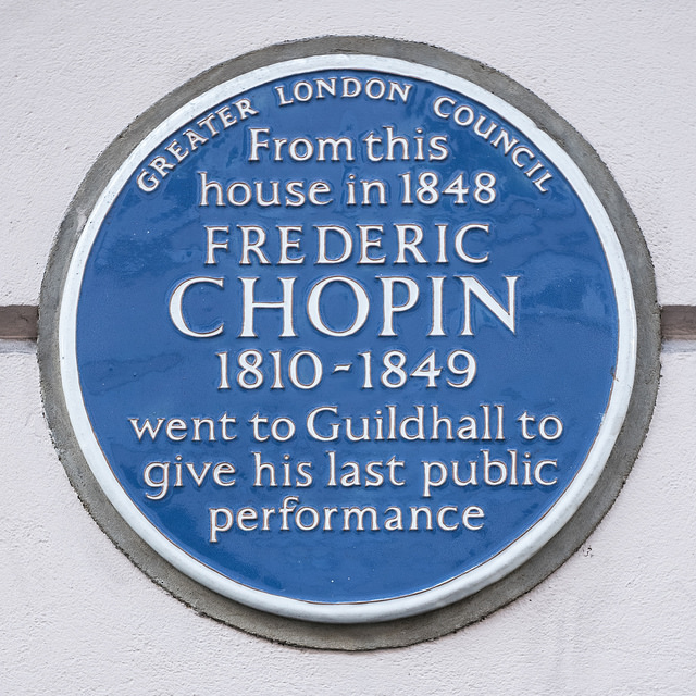 Frédéric Chopin blue plaque - From this house in 1848 Frederic Chopin 1810-1849 went to the Guildhall to give his last public performance