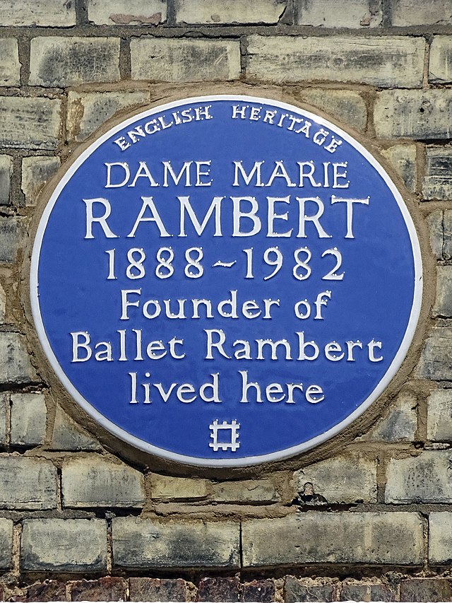 Marie Rambert blue plaque - Dame Marie Rambert 1888-1982 founder of Ballet Rambert lived here