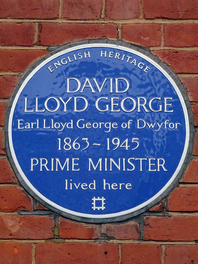 David Lloyd George blue plaque - David Lloyd George Earl Lloyd George of Dwyfor 1863-1945 Prime Minister lived here