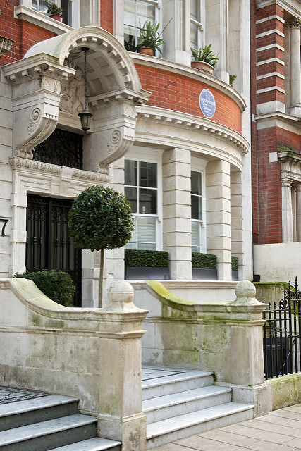 P. G. Wodehouse blue plaque - P. G. Wodehouse 1881-1975 Writer lived here
