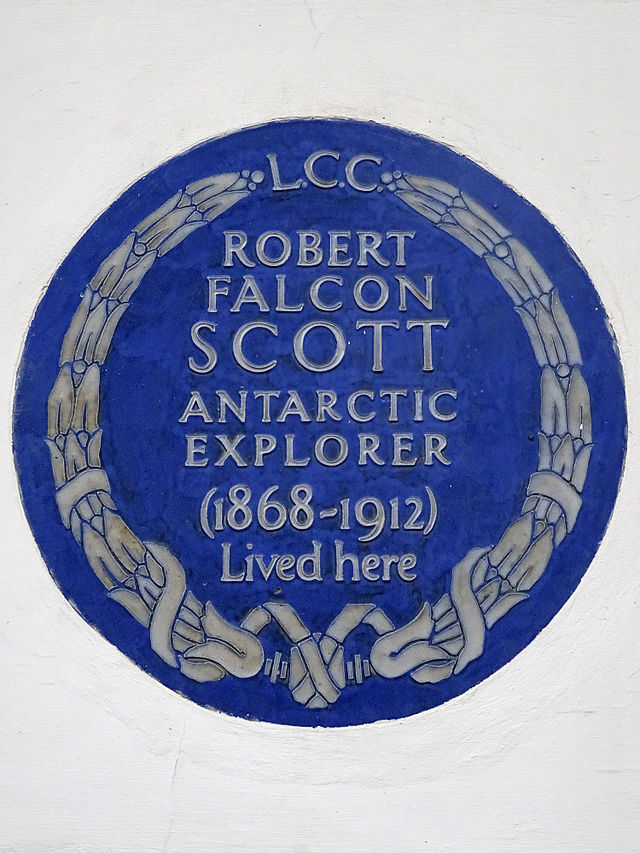Robert Falcon Scott blue plaque - Robert Falcon Scott Antarctic explorer (1868-1912) lived here