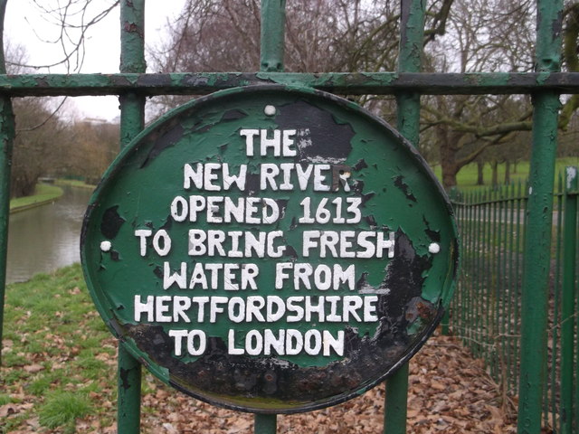 Green plaque № 42733 - The new river opened 1613 to bring fresh water from Hertfordshire to London