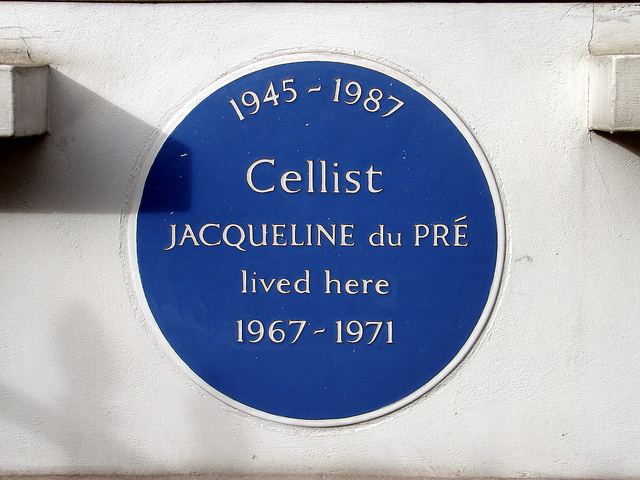 Jacqueline du Pré blue plaque - 1945-1987  Cellist  Jacqueline du Pré  lived here  1967-1971