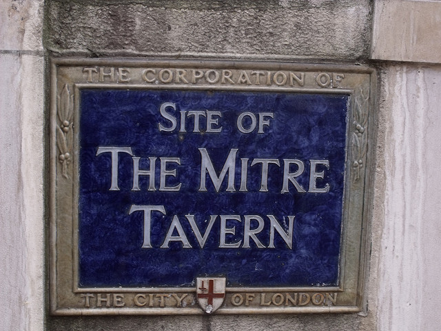 The Mitre Tavern, London blue plaque - Site of The Mitre Tavern
