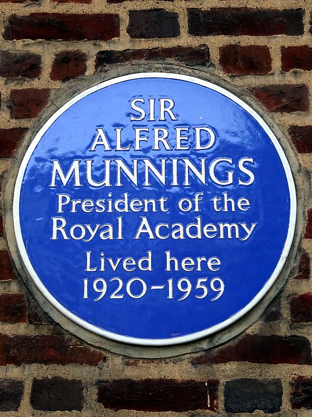 Alfred Munnings blue plaque - Sir Alfred Munnings President of the Royal Academy Lived here 1920-1959
